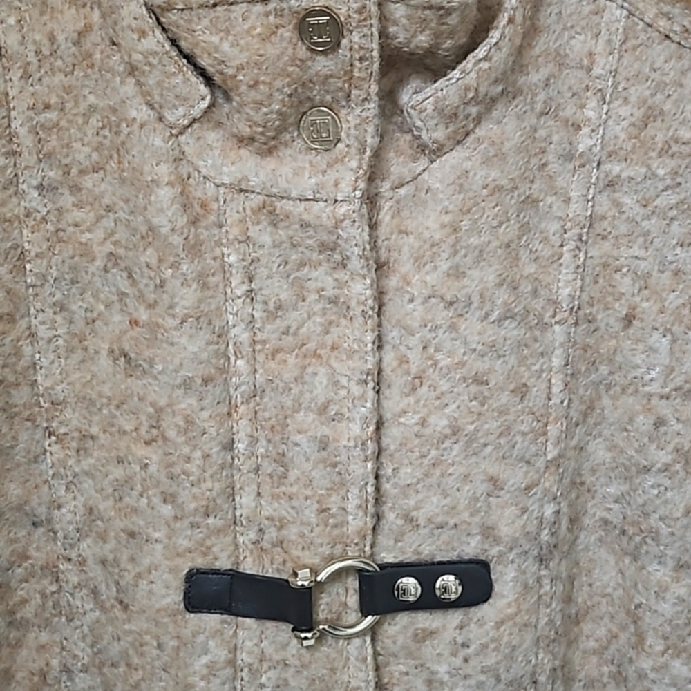 Coat - Picture 3 of 5